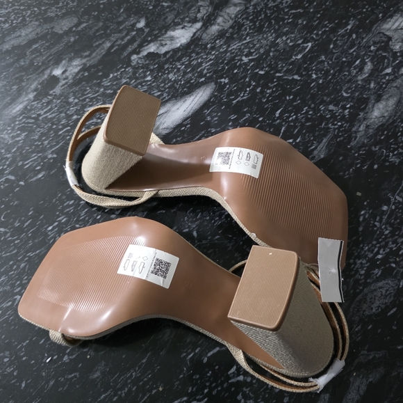 BRAND NEW SIMMI LONDON WOMEN'S SANDALS - Picture 9 of 15